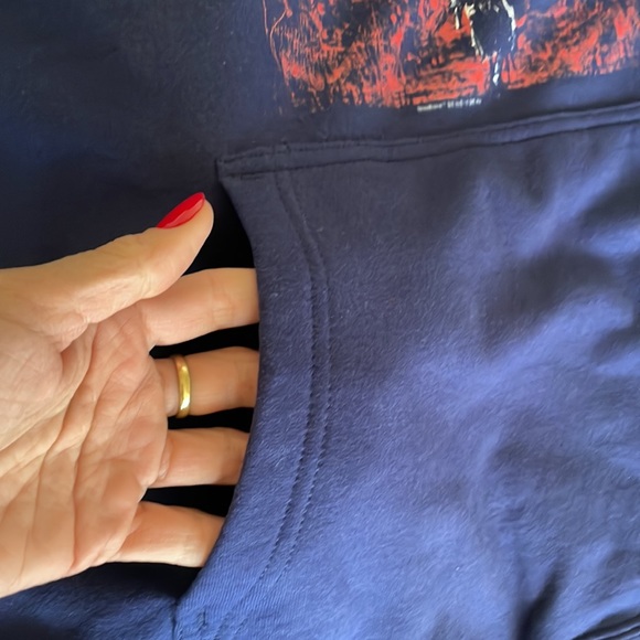Bloodborne Hoodie Navy 2XL, NEW. - Picture 4 of 6